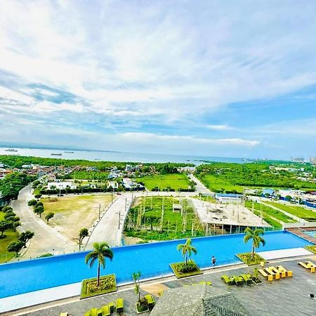 Mactan Newtown Condo มักตัน ภายนอก รูปภาพ