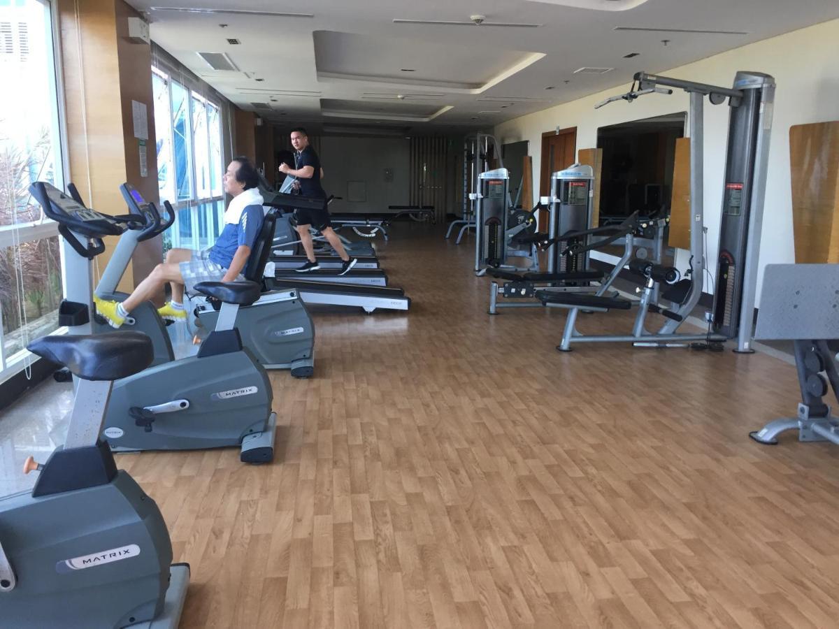 Mactan Newtown Condo มักตัน ภายนอก รูปภาพ