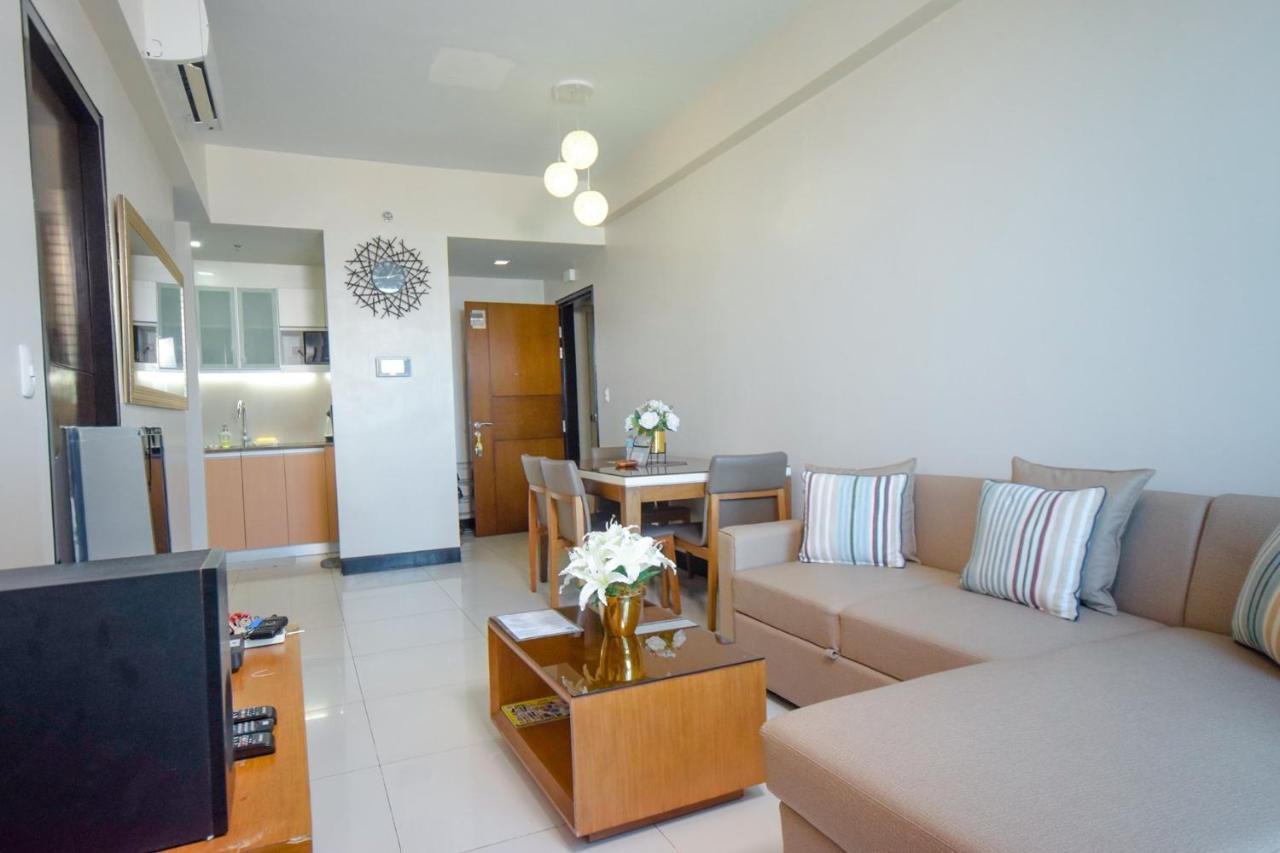 Mactan Newtown Condo มักตัน ภายนอก รูปภาพ