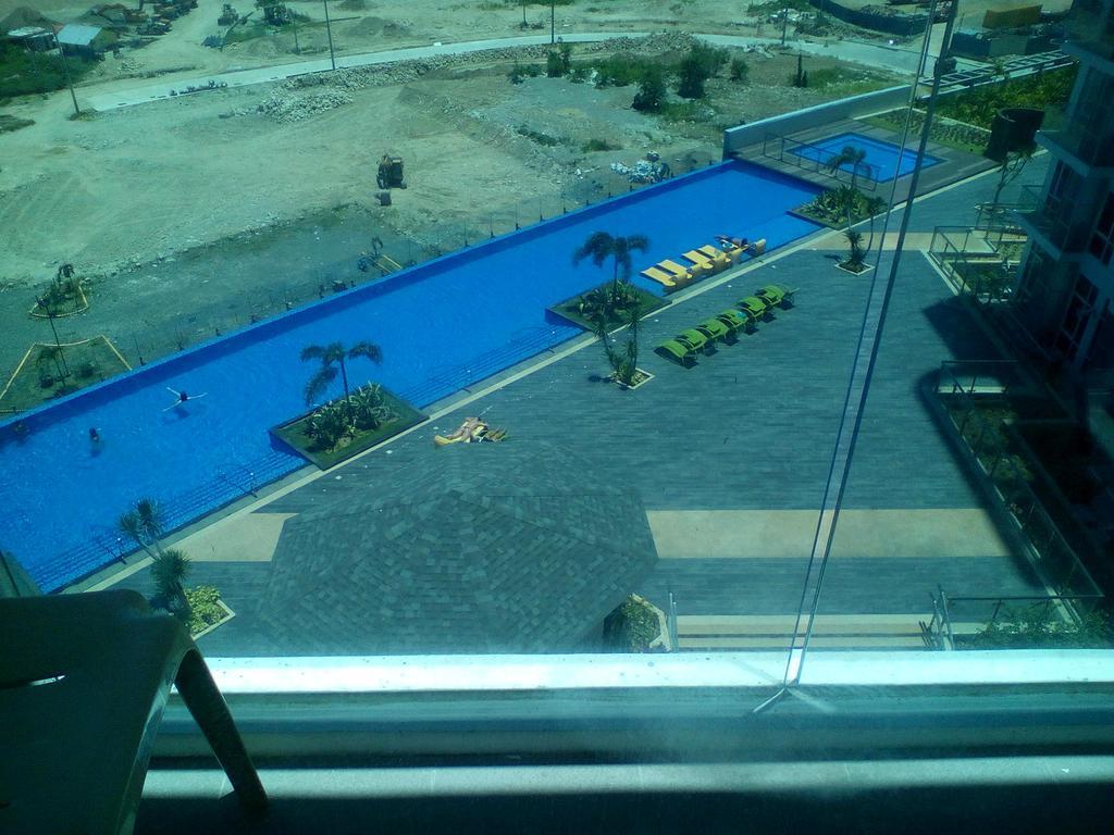 Mactan Newtown Condo มักตัน ภายนอก รูปภาพ