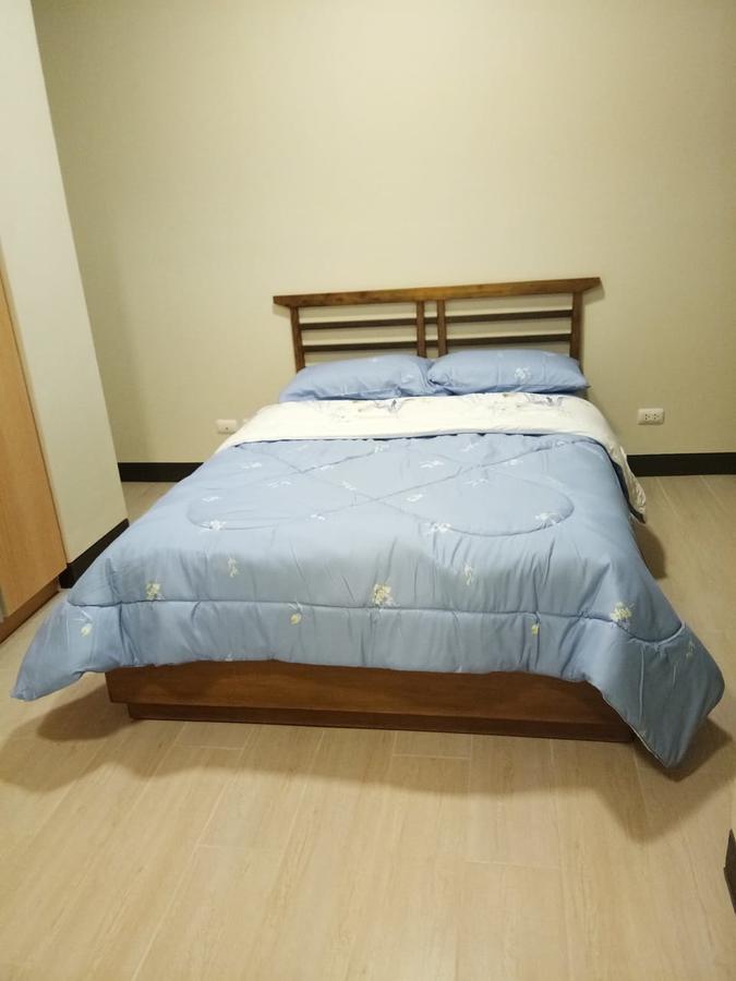 Mactan Newtown Condo มักตัน ภายนอก รูปภาพ
