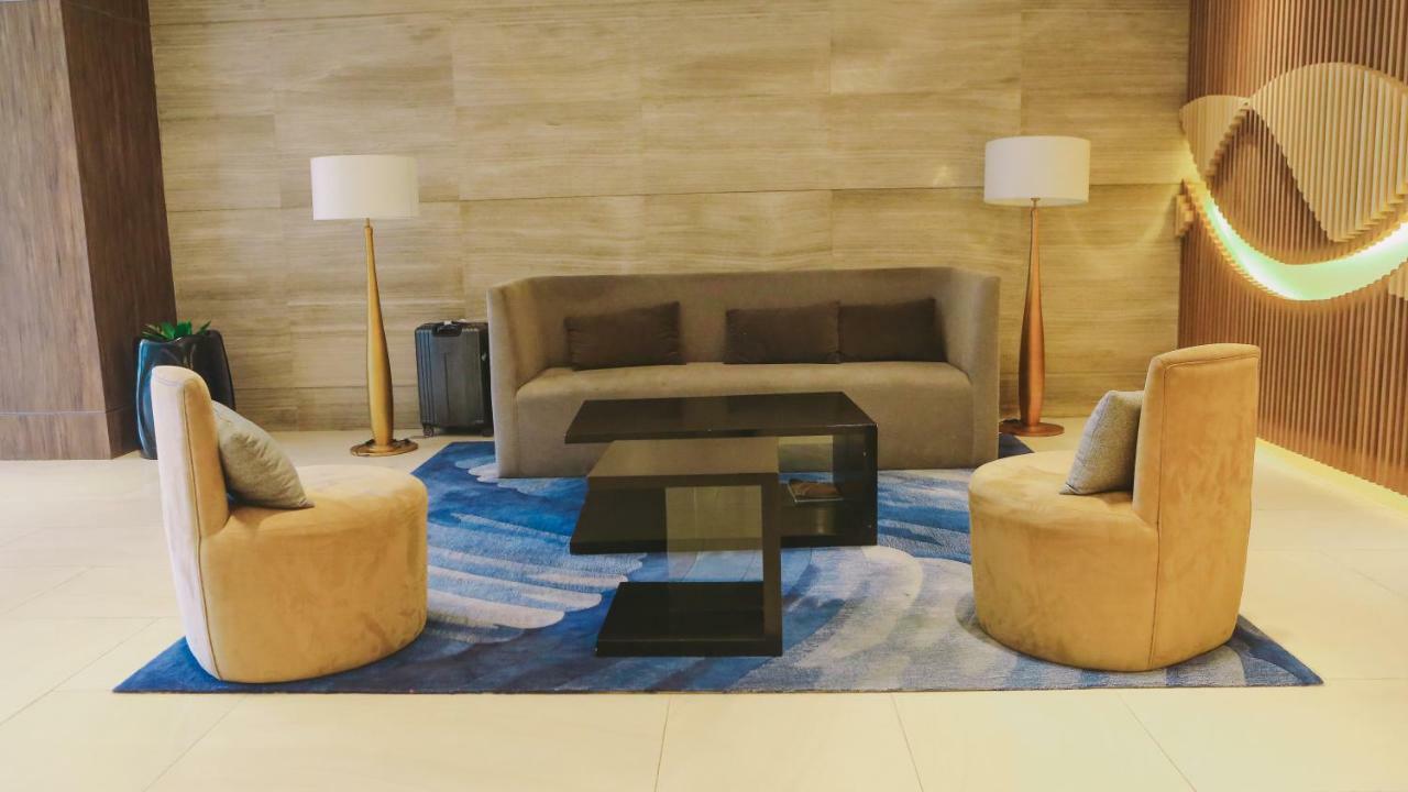 Mactan Newtown Condo มักตัน ภายนอก รูปภาพ